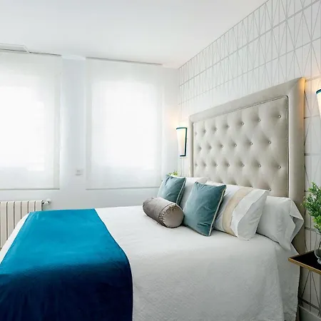 Genteel Mateos Gago Apartamento *
